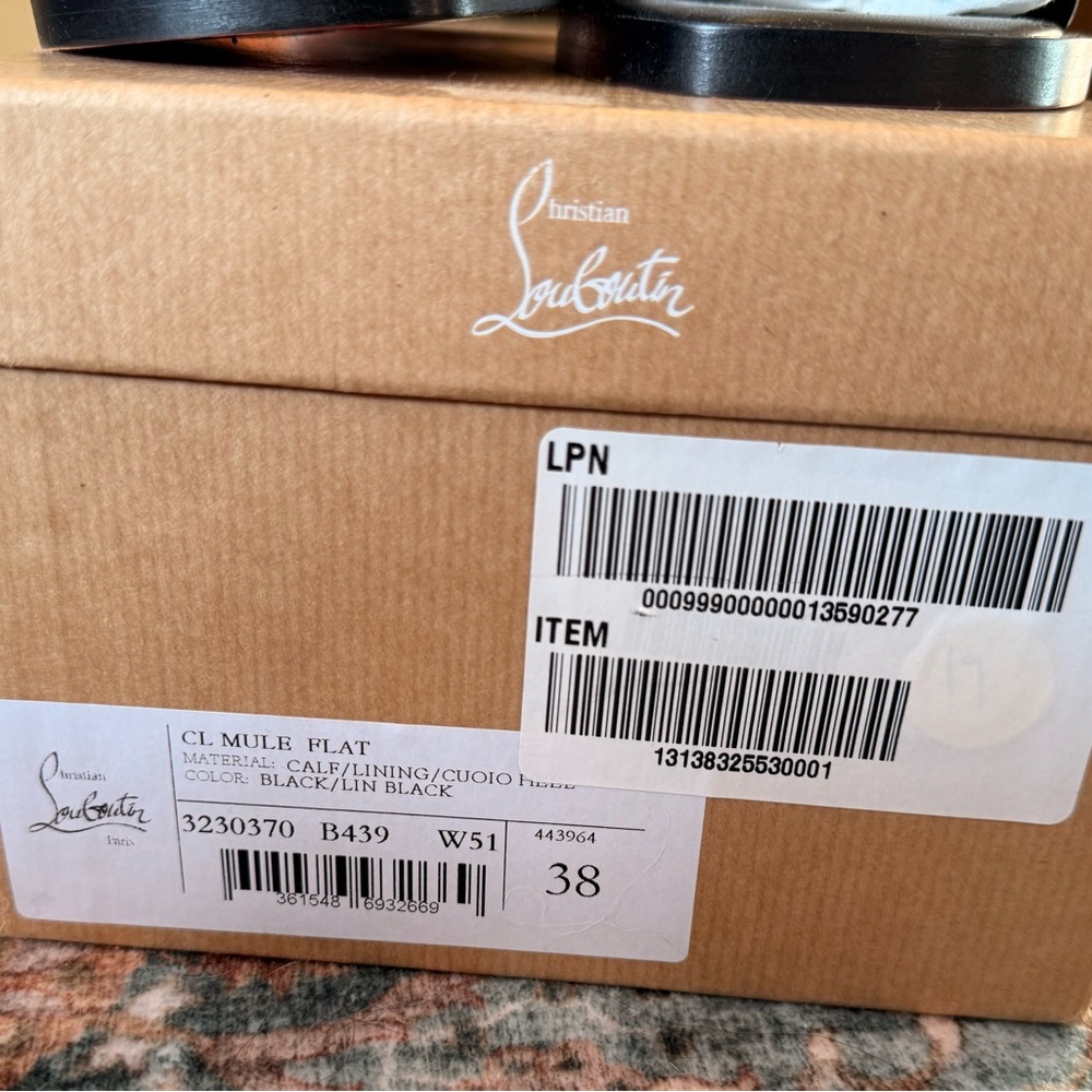 NEW Christian Louboutin Black Leather Logo Slides Sandals| EU 38 (US 7.5–8) - Picture 4 of 8